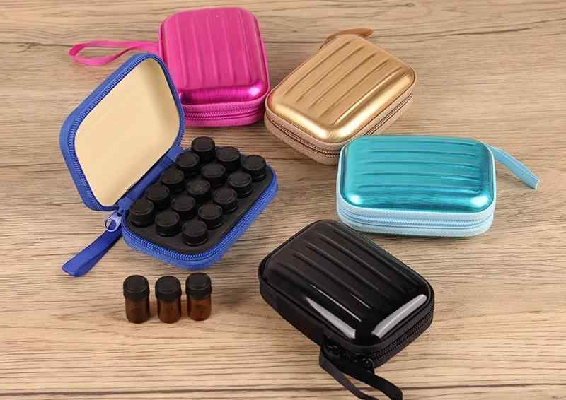 エッセンシャルオイル 収納 ケース アロマ ボックス 精油 15グリッド コンパートメント ストレージ ポ..