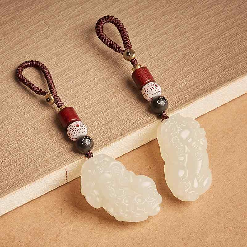 ストラップ アクセサリー 飾り 翡翠 カー キーチェーン ペンダント ハンギング ジュエリー メンズ ホワイト