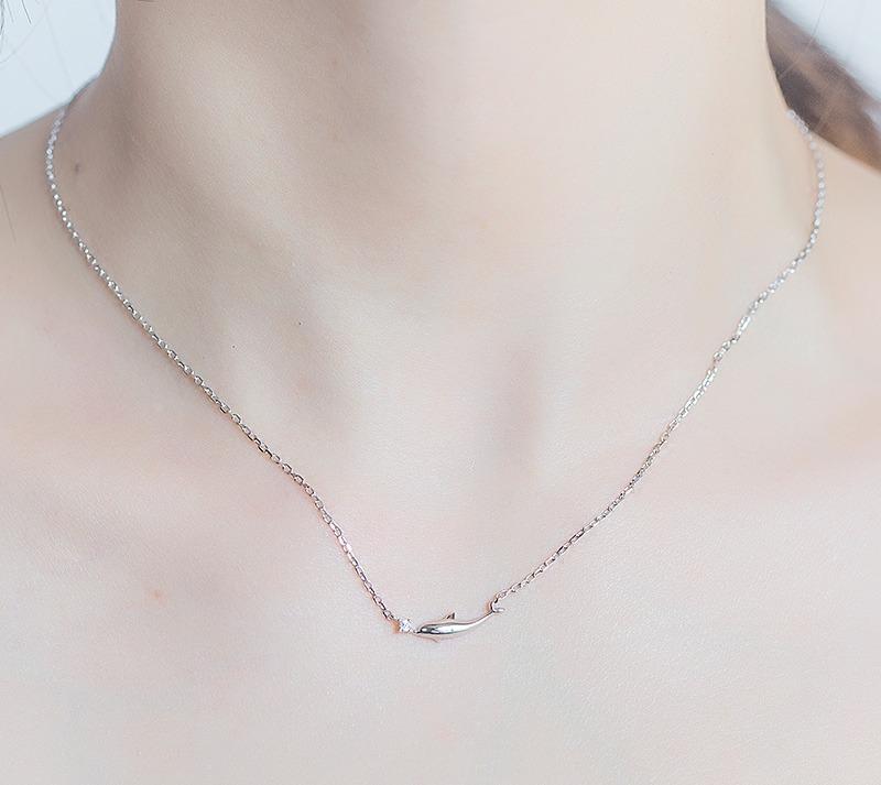 イルカ ネックレス レディース ドルフィン アクセサリー スターリングシルバー ショート チェーン ペンダント シンプル 学生 ギフト シルバー
