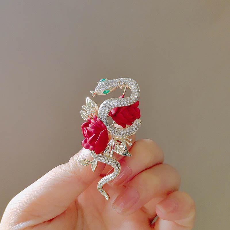 ブローチ レディース スーツ コート コサージュ アクセサリー スカーフ バックル シルバー ローズ 蛇