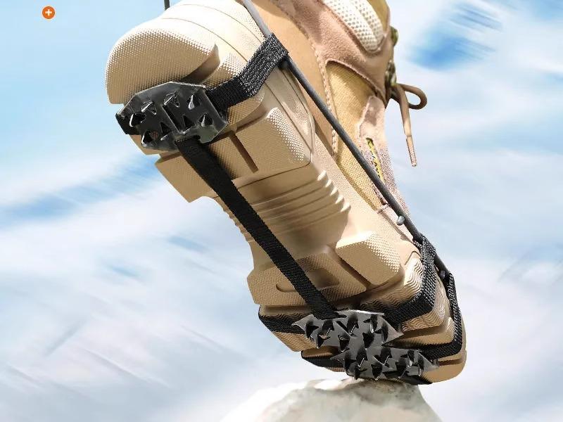 アイゼン 滑り止め スノースパイク 靴底 アウトドア 登山 雪道 トラッキング 転倒防止 冬 釣り チェーン 高齢者用 スノーブーツ アイスグリップ シューズ カバー ブラック