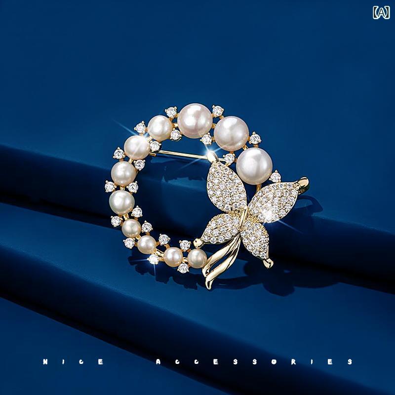 ブローチ おしゃれ ピン 華やか 上品 アクセサリー パール レディース ラインストーン コサージュ スーツ コート バックル ゴールド シルバー ロータス