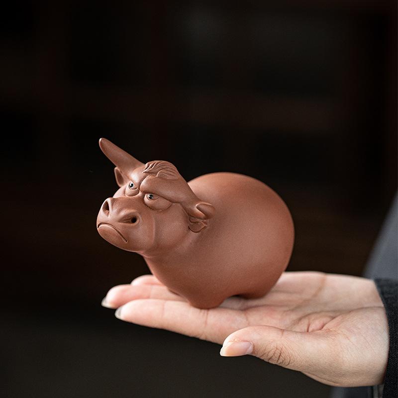 茶寵 牛 紫砂焼 セラミック 置物 干支 動物 招福 ラッキーアイテム かわいい 高級感 経年変化 ユニーク..