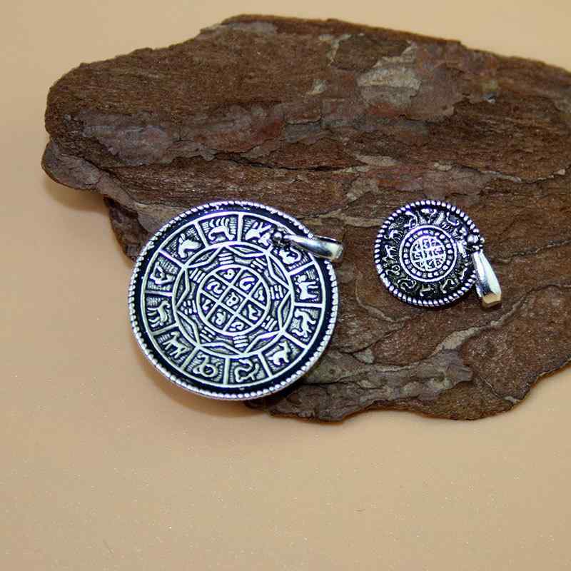 アクセサリーパーツ 九宮八卦 十二支 干支 シルバーカラー 合金製 エナメル加工 チャーム ペンダントト..