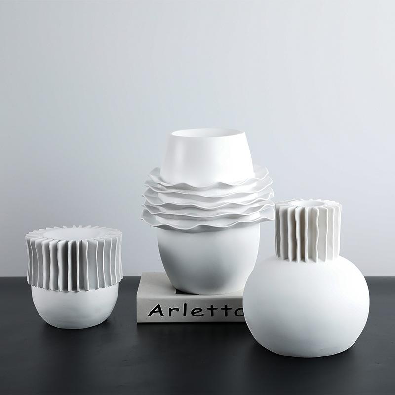 花瓶 花器 モダン ミニマル シンプル クリエイティブ アート オブジェ 置物 インテリア 玄関 リビング ダイニング 卓上 飾り 樹脂製
