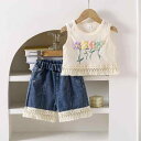 ベビー 女の子 夏服 カジュアル 韓国風 立体花 フリンジ ノースリーブ ベスト 綿 デニム ショートパンツ 短パン 柔らかい肌触り オフホワイト 2点セット