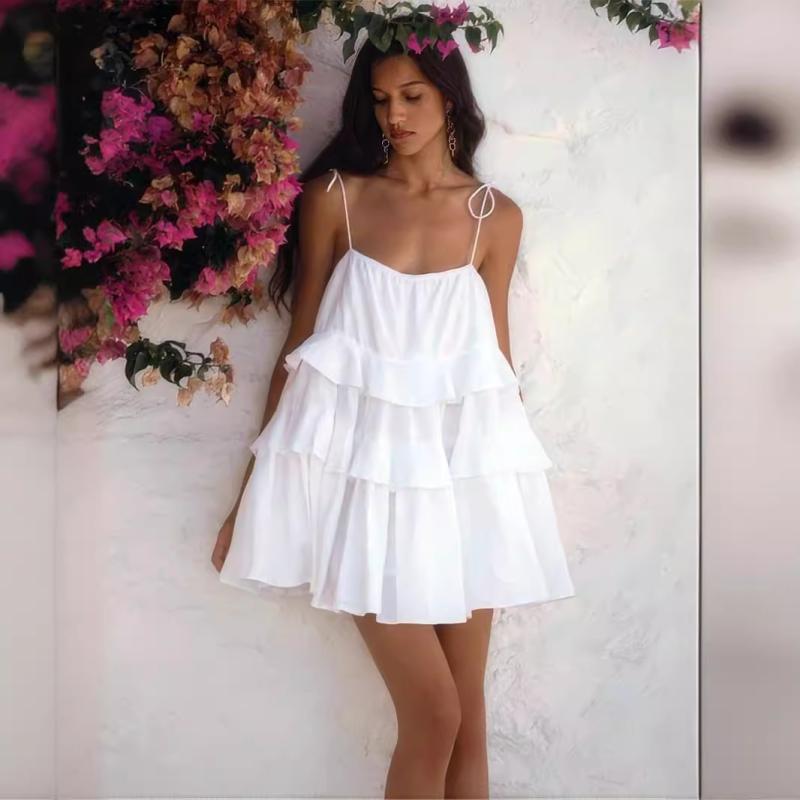 ワンピース レディース キャミソールワンピース ティアードフリル ハイウエスト コットン ショート丈 背中開きデザイン フレアシルエット フェミニン カジュアル リゾート 普段使い ホワイト ピンク ブルー ミニワンピース