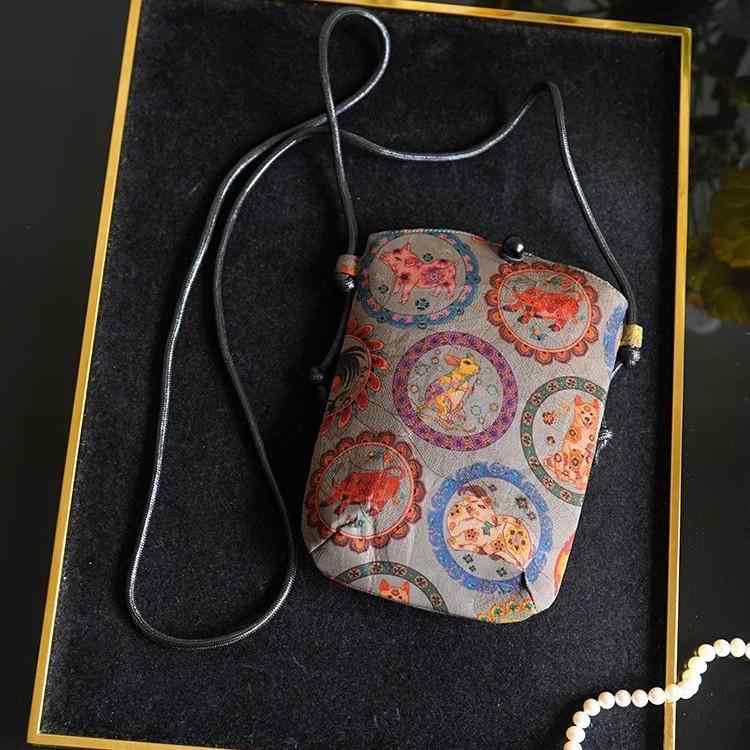スマホポーチ レディース 伝統香雲紗 シルク 正絹 中国風 オリエンタルスタイル 斜め掛け ミニショルダ..