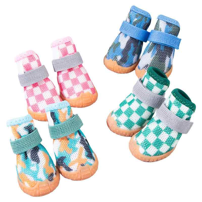 犬用靴 ミニ ドッグシューズ 穴あきサンダル 夏用 お散歩 外出 普段使い 汚れ防止 泥除け 足保護 脱げにくい 滑り止め ゴム製 丈夫 耐久性 通気性 カジュアル 小型犬 ペット用 ピンク グリーン 迷彩 レッド ブルー ブラック