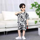 セットアップ キッズ 男の子 夏用 カジュアル 小花柄 花柄 半袖 シャツ ショートパンツ 上下セット 前開き ボタン 薄手 涼しい 柔らかな肌触り ポリエステル 子供服 普段使い 部屋着 韓国風 ファッション おしゃれ かわいい(x2)