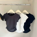 Tシャツ 女児 女の子 キッズ 夏物 シンプル ベーシック スリムフィット ショート丈 クロップド丈 綿 コットン ギャザー プリーツ 吸湿速乾 ラウンドネック 丸首 半袖 カジュアル デイリーウェア トップス ホワイト グレー ブラック