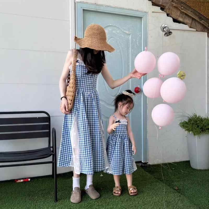 楽天Grams楽天市場店ワンピース キッズ 女の子 かわいい 綿 コットン レース 切り替え チェック柄 キャミソールワンピース 細見え 上品 薄手 ロング丈 親子ルック カジュアル 夏