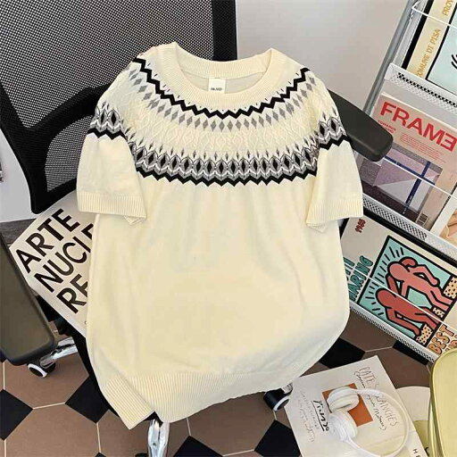 ニットTシャツ メンズ 半袖 夏 薄手 ラウンドネック スリムフィット レトロ ヴィンテージ クラシカル エスニック風 オールドマネー風 高級感 上品 カジュアル 普段使い デイリーユース ポリエステル 綿混紡 ブラック アプリコット ニットTシャツ メンズ 半袖 夏 薄手 ラウンドネック スリムフィット レトロ ヴィンテージ クラシカル エスニック風 オールドマネー風 高級感 上品 カジュアル 普段使い デイリーユース ポリエステル 綿混紡 ブラック アプリコット