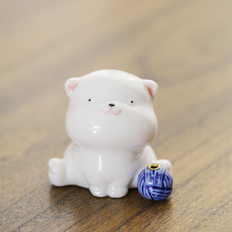 お香立て 香炉 猫モチーフ 陶器製 かわいい猫の姿 中国風デザイン 家庭用 室内用 香道 線香 渦巻き香対..