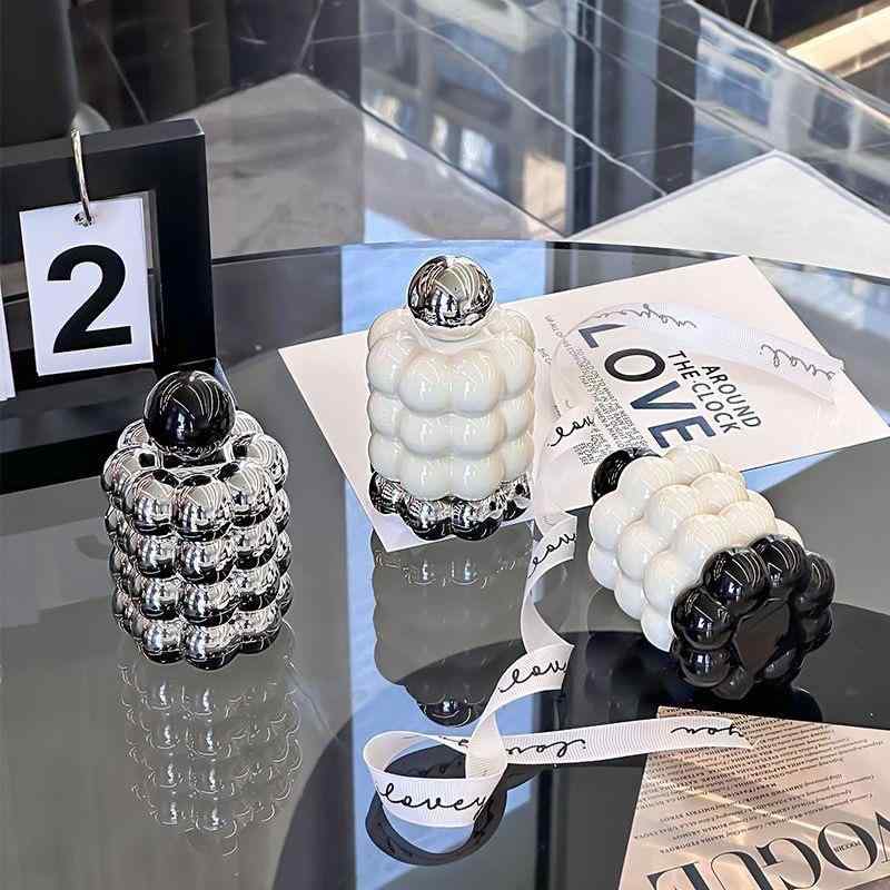 爪楊枝 綿棒ケース 家庭用 リビング ダイニング 洗面所 ドレッサー 卓上 プラスチック製 樹脂製 厚手 丈夫 大容量 クリームカラー アイボリー 高級感 スタイリッシュ おしゃれ インテリア雑貨 小物入れ 整理整頓 収納