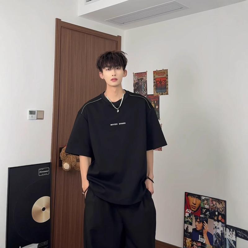 Tシャツ メンズ ストリート系 高級感 ヘビーウェイト 綿 コットン クルーネック 半袖 デザイン 肩パッド入り ゆったり オーバーサイズ クリーンフィット シワになりにくい イージーケア 普段使い ホワイト ブラック