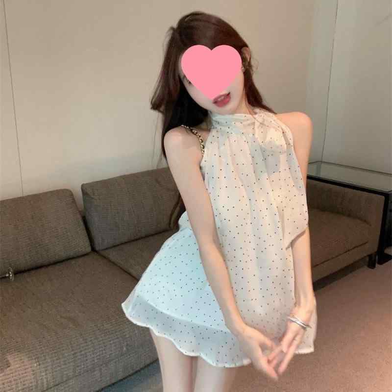 シフォン ブラウス レディース リボンタイ ホルターネック ノースリーブ 肩出し ドット柄 ゆったり リラックスフィット 体型カバー ポリエステル素材 きれいめ 大人カジュアル ヘルシー デート お出かけ トップス