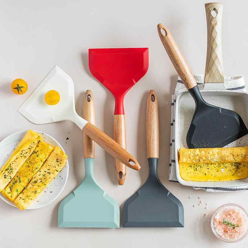 フライ返し シリコン製 ブナ材ハンドル 玉子焼き 鉄板焼き ステーキ ピザ 炒め物 調理用 幅広 ワイドタ..