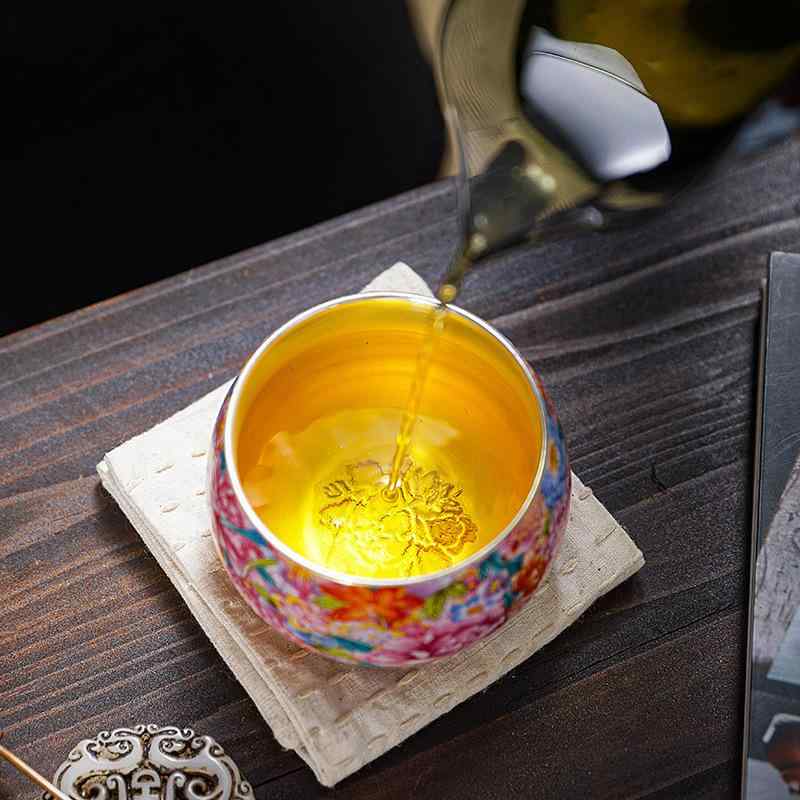 茶器 999純銀 銀彩 陶磁器 宮廷風 エナメル彩色 中華風 軽奢スタイル レトロ調 花柄 主人杯 品茗杯 功夫茶 中国茶 高級感 贈答品