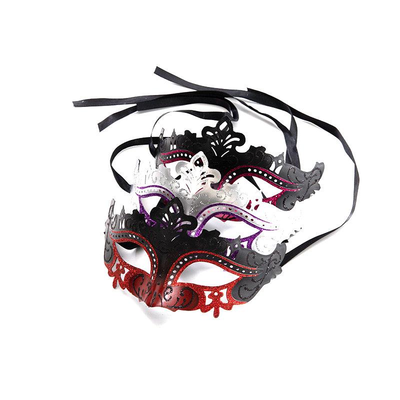 Full Mask - 仮面 大人 子供 男女兼用 半顔 パーティー カーニバル 変装 コスプレ 発表会 舞踏会 クリスマス ハロウィン イベント 忘年会 新年会 かわいい プラスチック 赤 紫 ローズレッド 3色