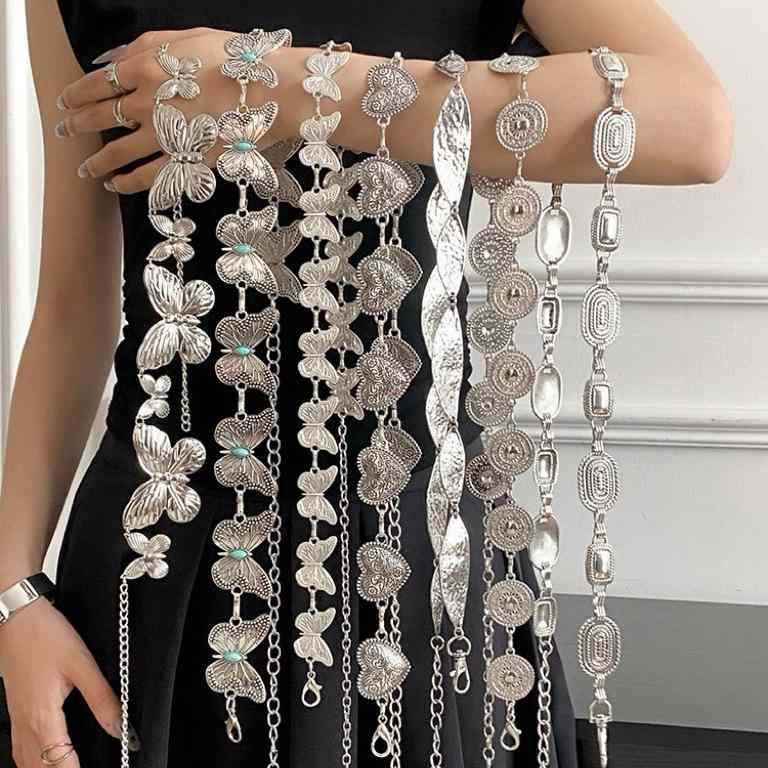 ウエストチェーン レディース ボヘミアン レトロ アンティーク調 シルバー メタル ラインストーン 装飾 個性的 デザイン 高級感 高見え 万能 オールシーズン カジュアル 小物 アクセサリー チェーンベルト