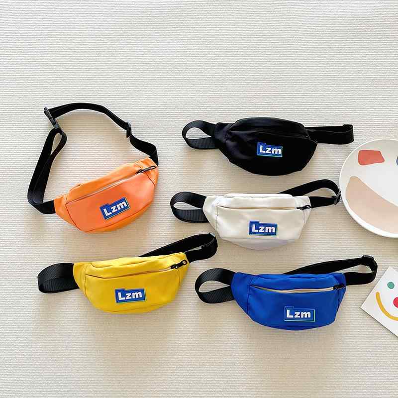 キッズ 男の子 女の子 ボディバッグ ショルダーバッグ ナイロン製 軽量 シンプル おしゃれ ミニポシェ..