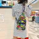 キッズ ボディバッグ 子供用 ナイロン製 軽量 大容量 韓国風 おしゃれ トレンド ストリートカジュアル 個性的 万能 総柄 プリント ショルダーバッグ 斜めがけ ワンショルダー ブラック ローズレッド ブルー イエロー