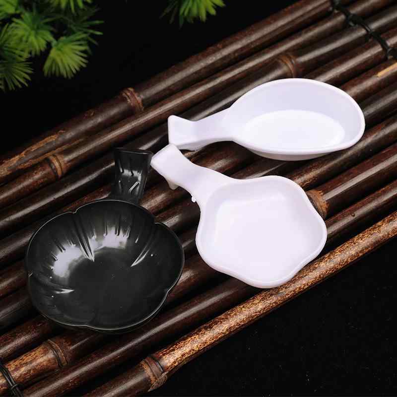 書道用品 墨皿 筆置き 筆山 筆洗 プラスチック製 竹製 白 黒 楕円形 梅形 書道 習字 筆記用具 文房具 デスク 書斎 事務用品 書写 練習 手習い 書道教...