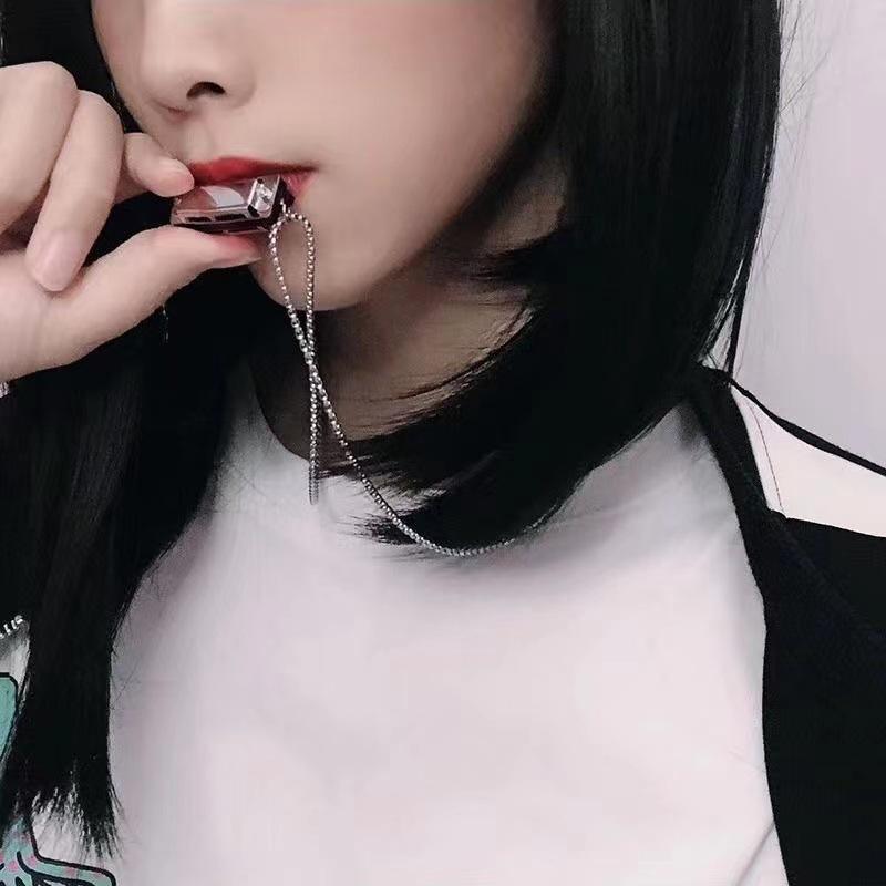 ネックレス ペア カップル ユニセックス 吹ける ハーモニカ ホイッスル 楽器 チタン鋼 ペンダント 高級感 クロスチェーン 多層 ロングネックレス セーターチェーン ストリート カジュアル フォーマル パーティー ユニーク デザイン(4)