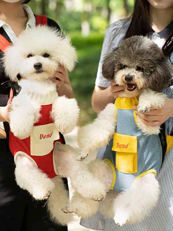 ペットキャリー 犬 猫 小型犬 子犬 ビションフリーゼ トイプードル リュックサック 前抱き お出かけ 散歩 旅行 通院 移動用 ポータブル 軽量 通気性 抱っこ紐