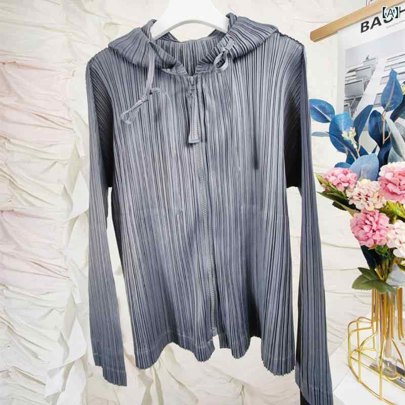 カーディガン レディース 女性用 プリーツ加工 フード付き ショート丈 薄手 軽量 ゆったり ルーズフィット オーバーサイズ 体型カバー 春夏 定番 ベーシック 着回し 普段使い ポリエステル 長袖 カジュアルスタイル