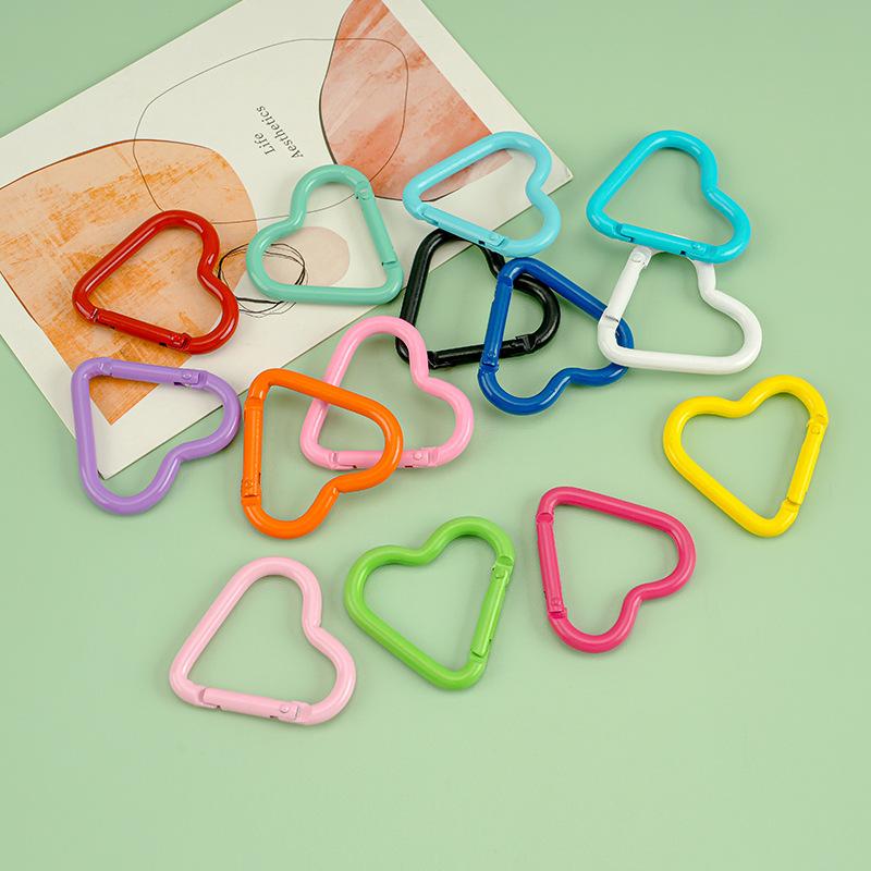 DIYアクセサリーパーツ ハート型 合金製 焼付塗装 カラフル スプリングフック カラビナ キーホルダー ..