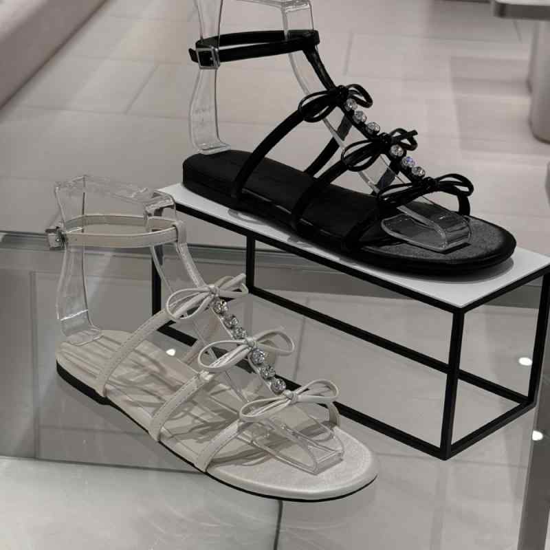 サンダル レディース ボヘミアン リゾートスタイル グラディエーターサンダル ローマ風 フラットソール..