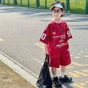 セットアップ 男の子 子供用 スポーツ バスケットボールウェア 上下2点セット 綿100% 半袖 五分丈パンツ 夏用 通気性 吸湿速乾 薄手 柔らかい 肌触り クール カジュアル おしゃれ 英字プリント 赤 レッド 幼児 小学生(x2)