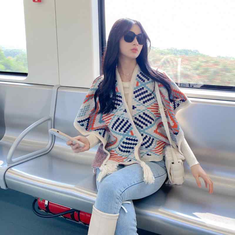 ポンチョ レディース エスニック ボヘミアン 幾何学模様 民族風 ニット ケープ ストール 旅行 トラベル..