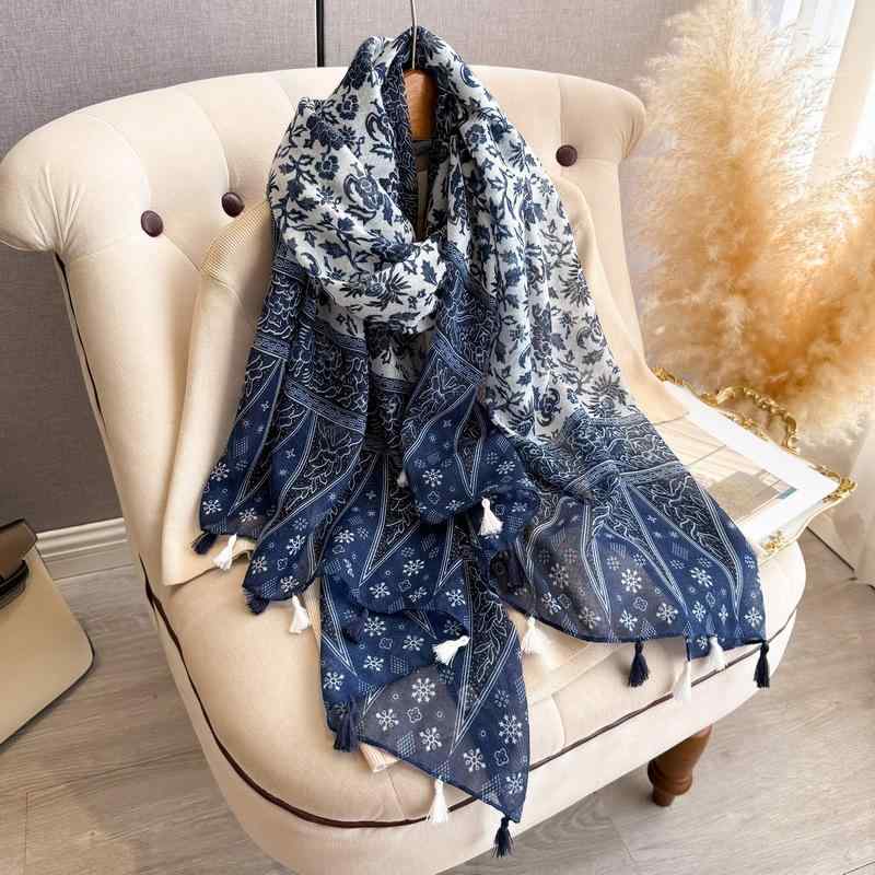 ストール レディース 大判 スカーフ ショール 民族調 雲南藍染め 青花磁器柄 フリンジ プリント 綿麻 ..