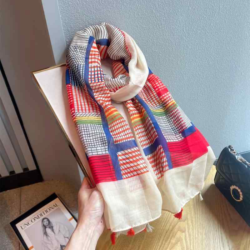 ストール レディース レトロ ボヘミアン ナチュラル 清楚感 ポリエステル素材 ペイズリー柄 パッチワーク風 大判 ショール 日焼け対策 UVカット オールシーズン(4)