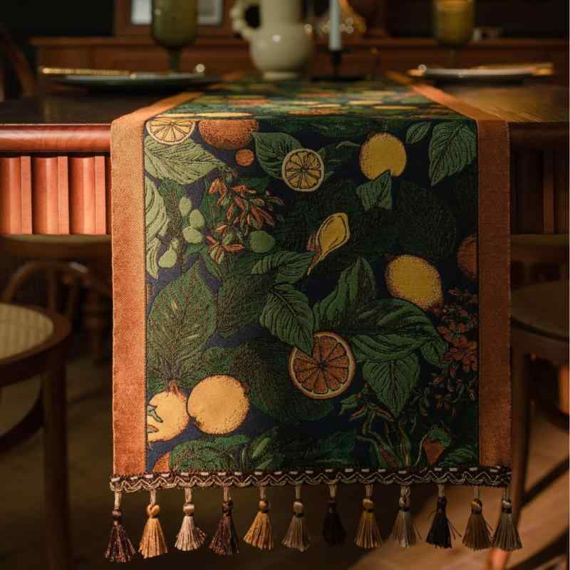 テーブルランナー テーブルセンター アメリカン レトロ 布製 ポリエステル 先染め ジャガード織り 高級感 ダイニング コーヒーテーブル チェスト ドレッサー 飾り棚 滑り止め 耐熱 断熱 装飾 長方形 多色展開