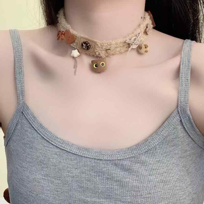 ネックレス レディース マラード風 もこもこ 毛糸 編み込み かわいい キャラクター 猫モチーフ 鎖骨チ..