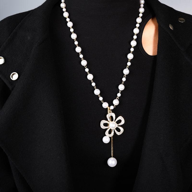 ネックレス レディース 真珠 パール ニットネックレス セーターチェーン 秋冬 上品 エレガント 高級感 ..