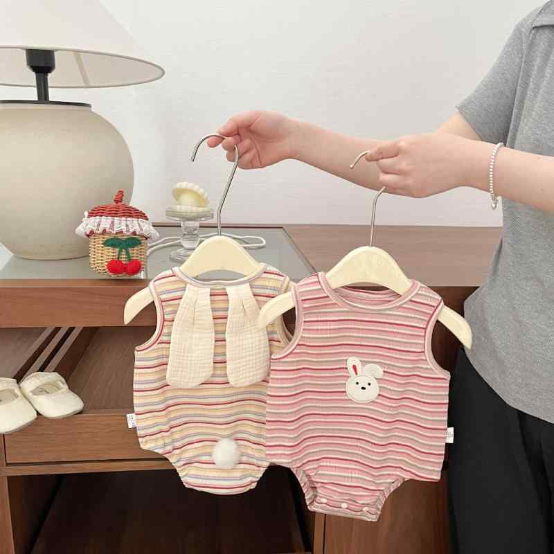 ロンパース 女の子 ベビー 夏物 薄手 ストライプ ノースリーブ 袖なし 綿 コットン かわいい おしゃれ 外出着 部屋着 普段使い カバーオール ボディスーツ 肌に優しい 赤ちゃん服 レッド ベージュ アイボリー 三角タイプ