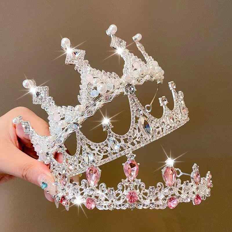 カチューシャ キッズ 女の子 王冠 ティアラ プリンセス ヘアバンド 高級感 クリスタル 誕生日 プレゼン..