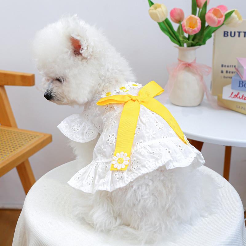 犬服 中小型犬 小型犬 中型犬 ワンピース ドッグウェア 夏用 サマー 薄手 軽量 接触冷感 涼しい 通気性 吸湿速乾 ポリエステル デイジー柄 花柄 お散歩 お出かけ 普段着