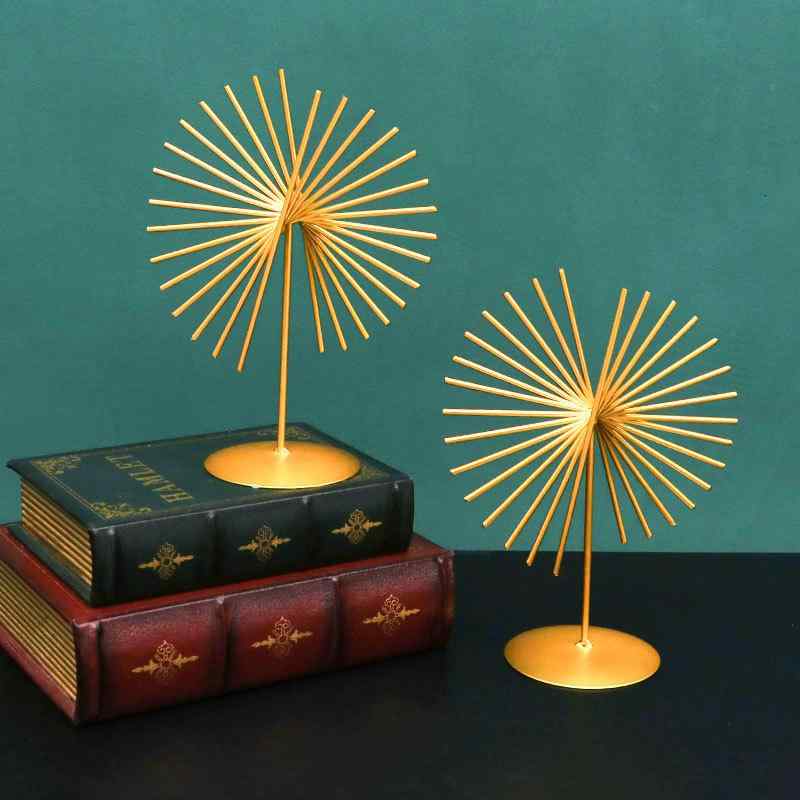 オブジェ 北欧テイスト モダン シンプル 抽象 幾何学模様 アイアン製 ゴールド リビング 玄関 テレビボ..