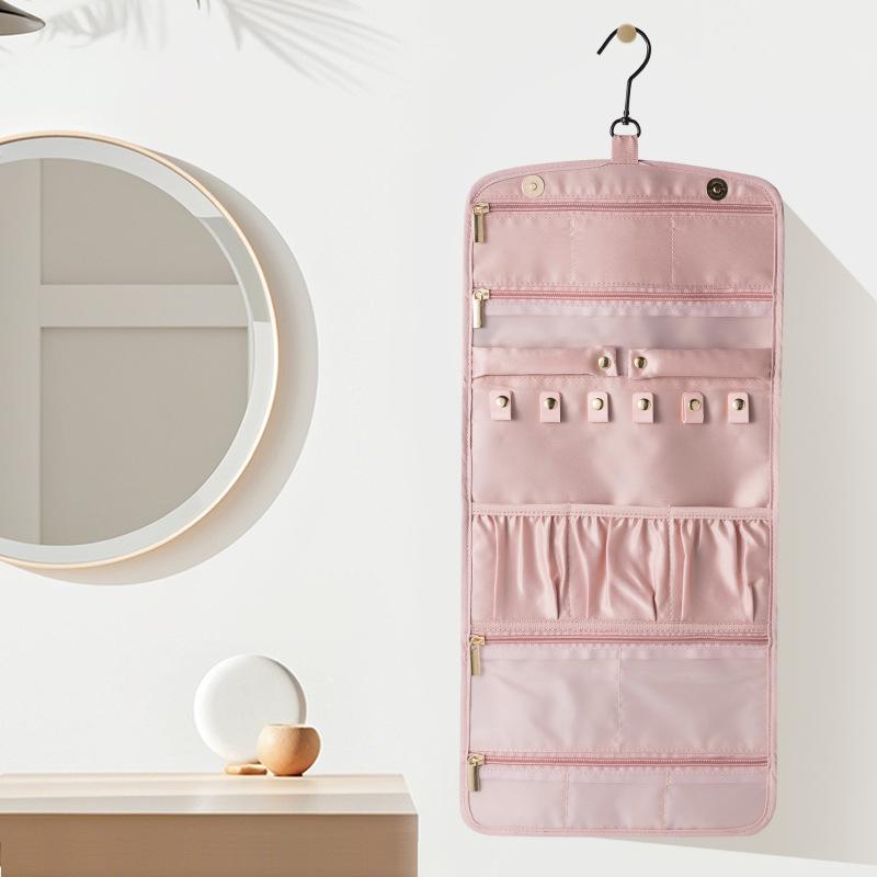 ジュエリーポーチ アクセサリーケース 旅行用 携帯用 フェイクスエード 上品な吊り下げ式収納 コスメポーチ 宝飾品整理 ソフトタイプ 無地 ピンク ブラック グ...