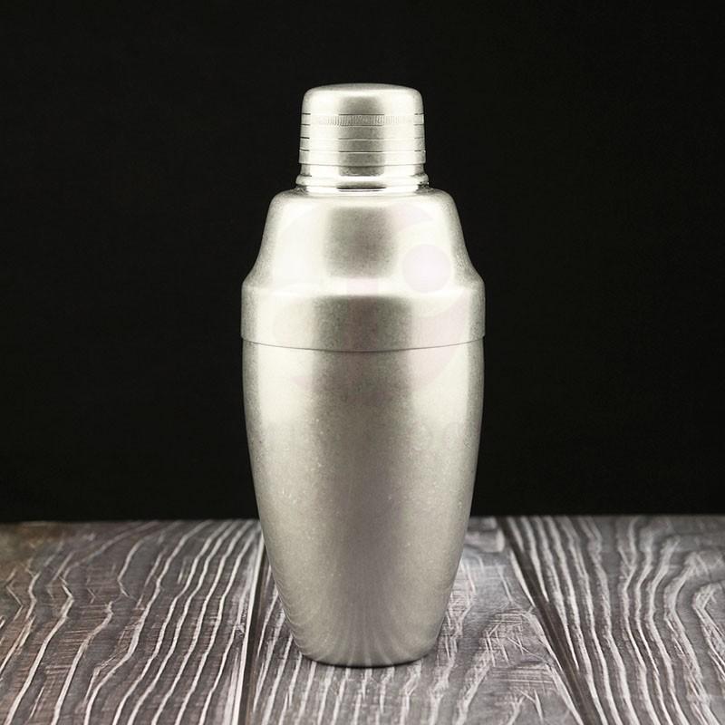 シェーカー レトロ つや消し ステンレス製 和風 エッチング加工 彫刻 カクテル バーテンダー プロ仕様 大容量 500ml 錆びにくい 耐久性 バー用品 ホームバー シンプルスタイル