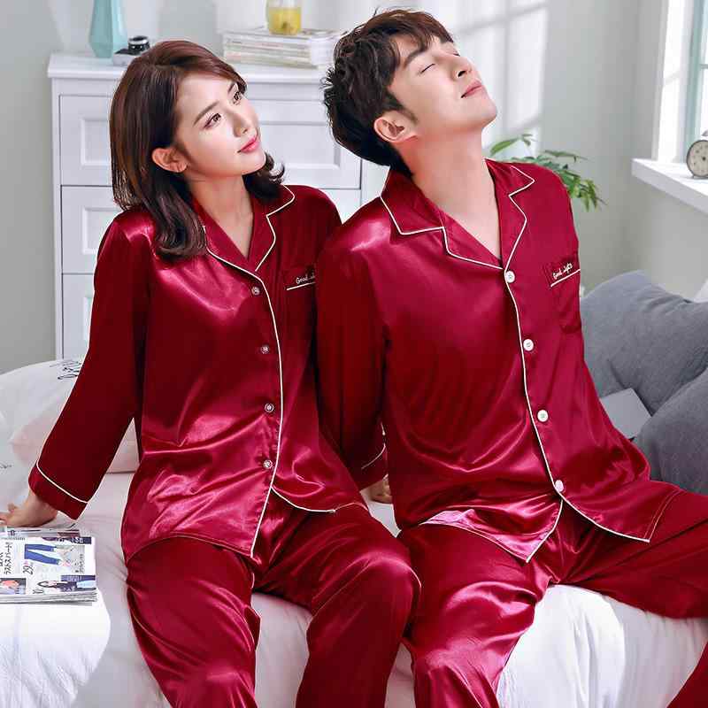 パジャマ メンズ レディース カップル ペア 長袖 ロングパンツ シルク風 ポリエステル テーラードカラー セットアップ 薄手 涼しい 快適 伸縮性 リラックス おうち時間 部屋着 春 秋 ダークグリーン ワインレッド ブラック
