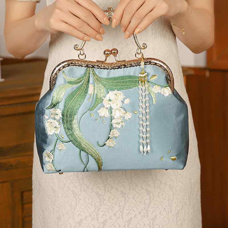 ハンドバッグ クラッチバッグ ショルダーバッグ ミニバッグ 豪華刺繡 中国風 チャイナドレス 漢服 パーティー フォーマル デイリー 純白 スクエア型 チェーンストラップ ロック金具 ポリエステル 鞄