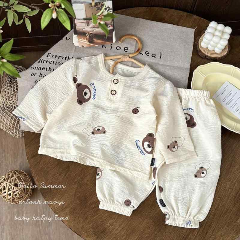 キッズ 男の子 女の子 ルームウェア パジャマ ふわふわ やわらか レーヨン混 クラウドコットン風 プリント 総柄 上下セット 韓国風 カジュアル 部屋着 寝間着 2点セット