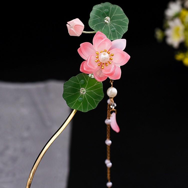 かんざし ヘアアクセサリー 髪飾り レディース 女性用 U字かんざし 蓮モチーフ 花飾り 中華風 中国風 古風 レトロ 漢服 チャイナドレス 浴衣 和装 まとめ...